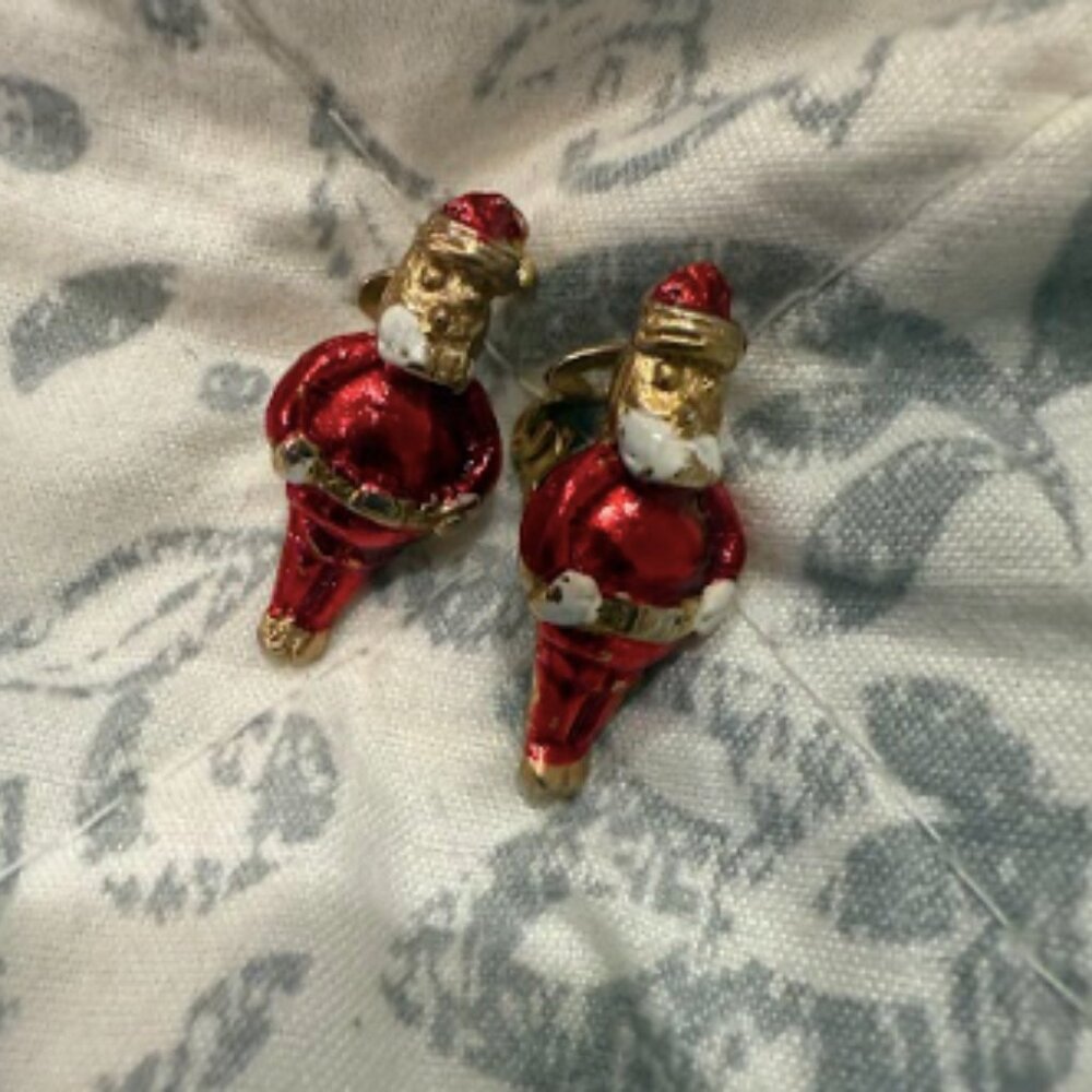 Vintage Christmas clip-on earrings
